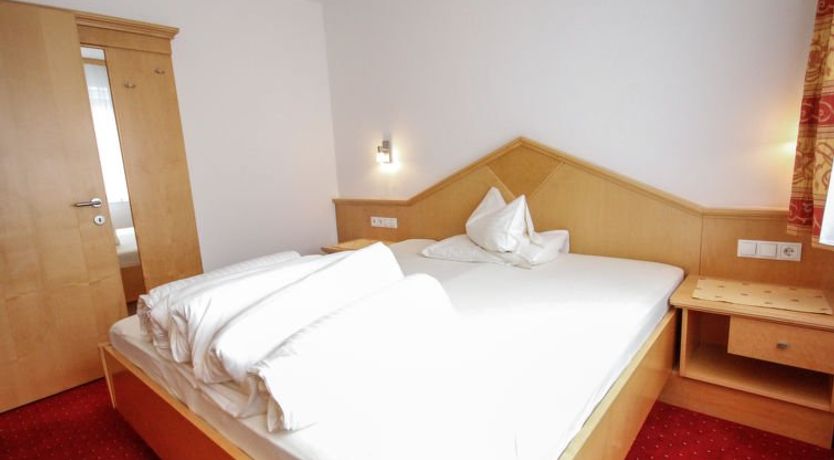 Photo of Falkner Apartment 14