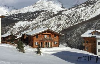 Chalet Inge Holiday Home