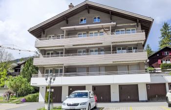 Chalet Wyssefluh Apartment 3 Holiday Home
