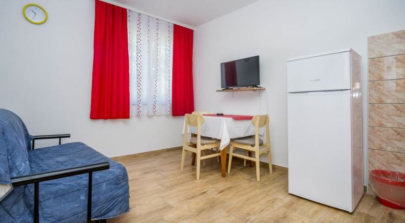 Photo of Hilde Red Apartment 5