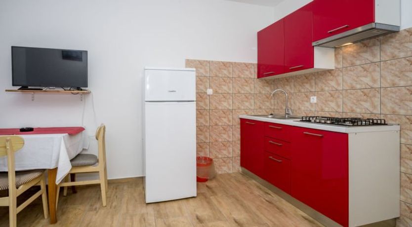 Photo of Hilde Red Apartment 5