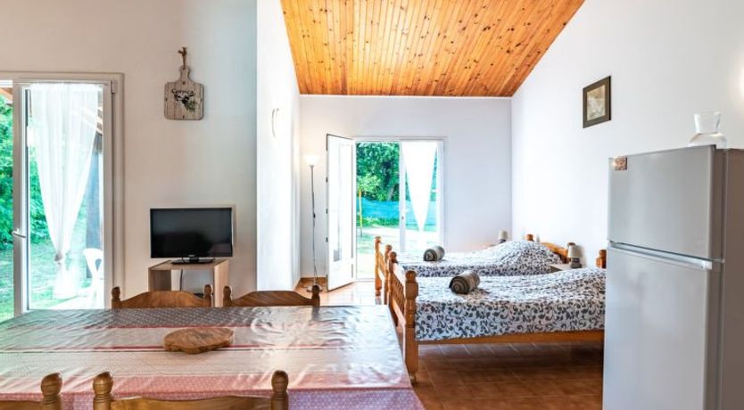 Photo of La Pinède, bungalow 6 pers. Holiday Home 2