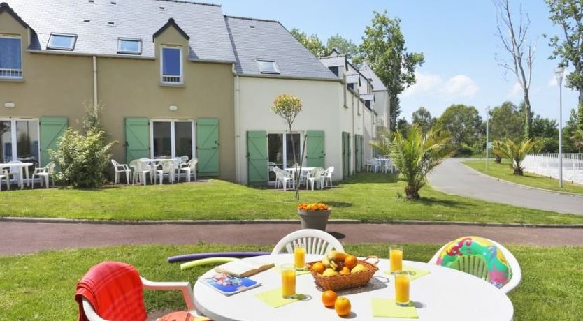 Photo of Le Domaine des Mauriers Holiday Home 2