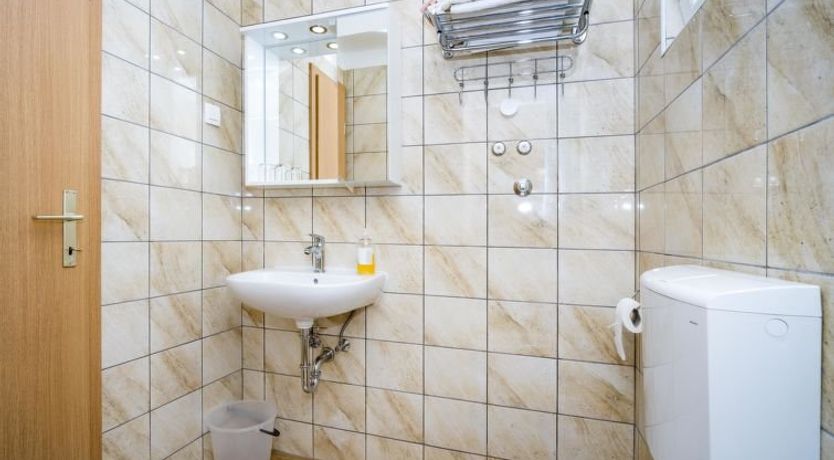 Photo of Hilde Red Apartment 10