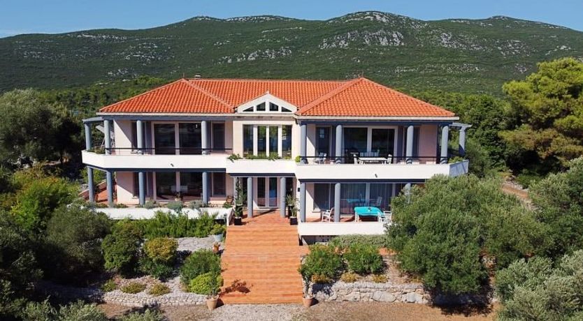 Photo of Waterfront Oasis