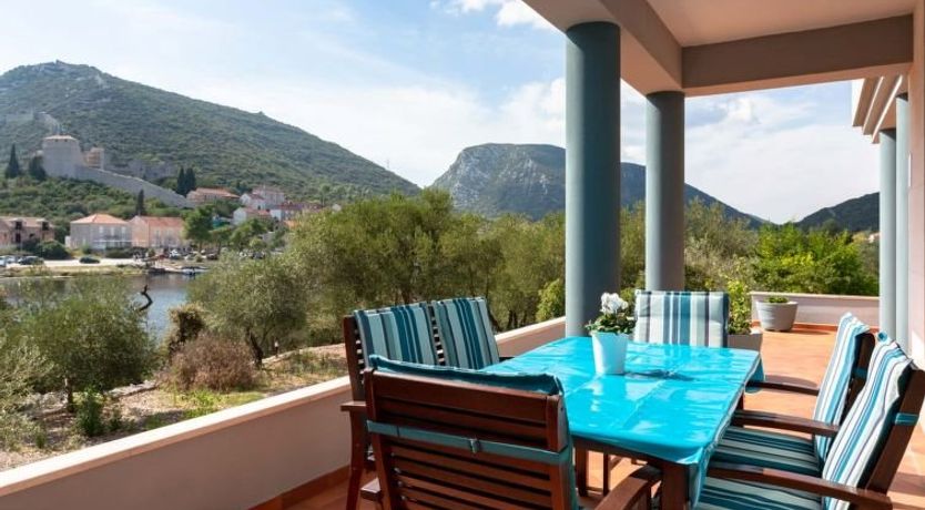 Photo of Waterfront Oasis