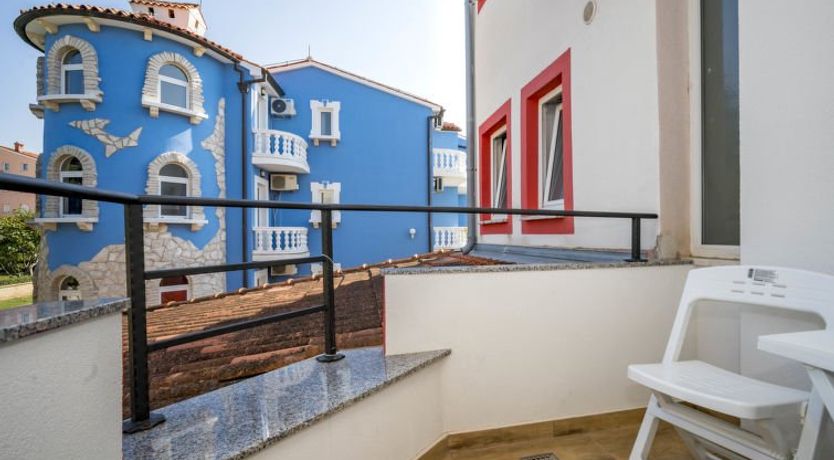 Photo of Hilde Red Apartment 6