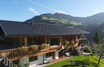 Panorama Chalet Tirol Apartment 2 Holiday Home