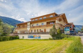 Lechners Wohnwelt (SUZ374) Holiday Home