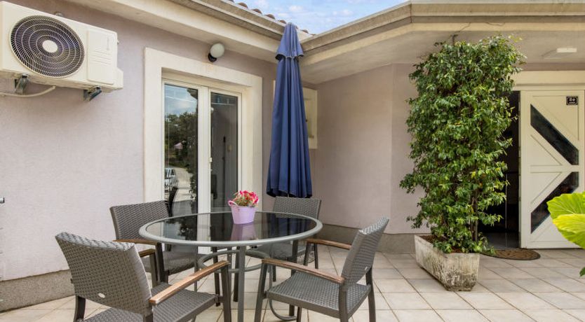 Photo of Bella Vista Apartment 3