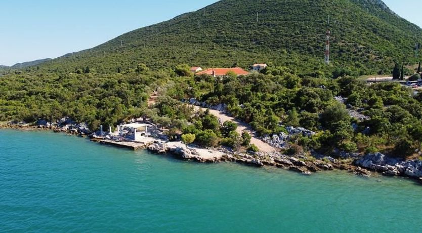 Photo of Waterfront Oasis Apartment 2