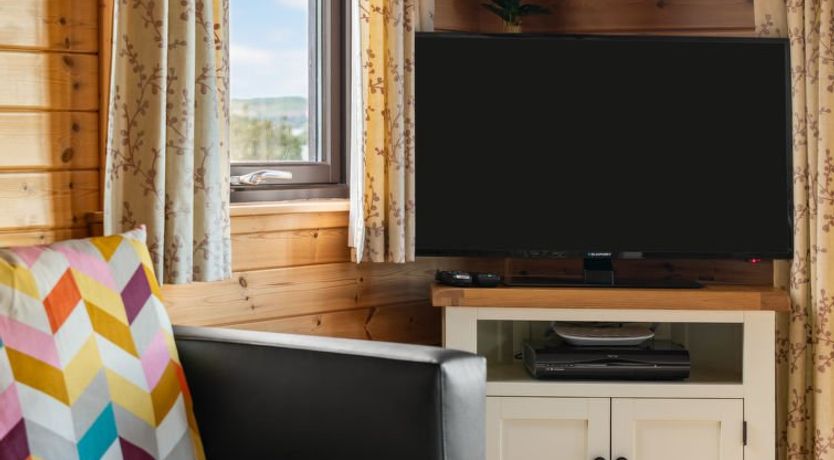 Photo of Loch Side Lodge 8