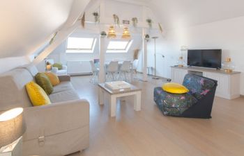 Seaview Penthouse apartment Apartment 2 Holiday Home