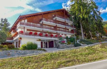 Le Tsaumiau A 17 Apartment 4 Holiday Home