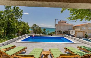 Maja Holiday Home