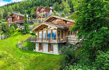Chalet Arvine Holiday Home