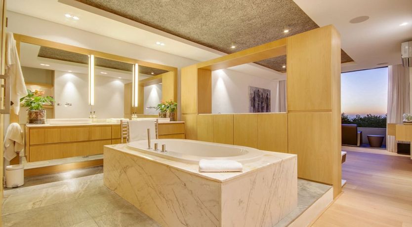 Photo of Twelve Apostles Base Camp