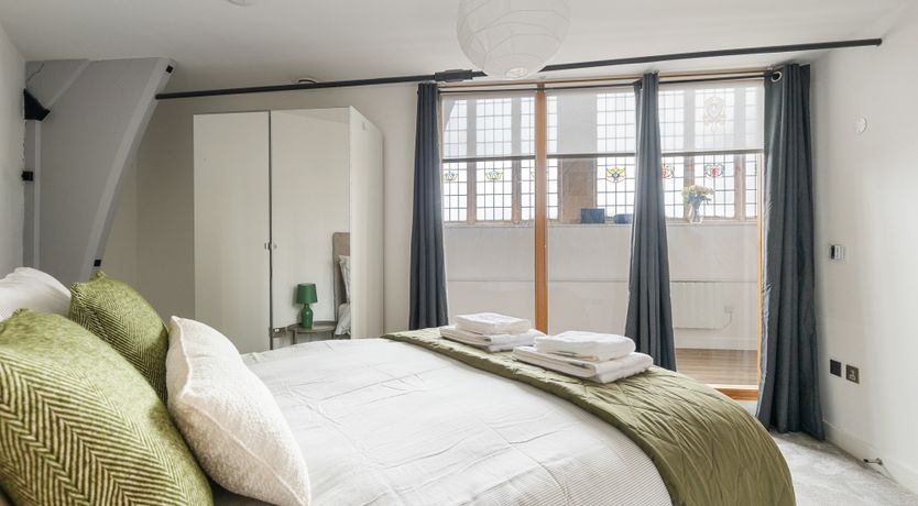 Photo of Heavenly Bodies