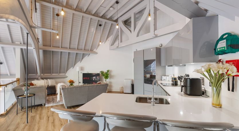 Photo of Heavenly Bodies