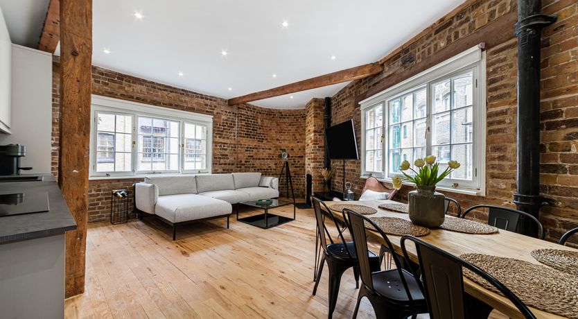 Photo of Woven Shard