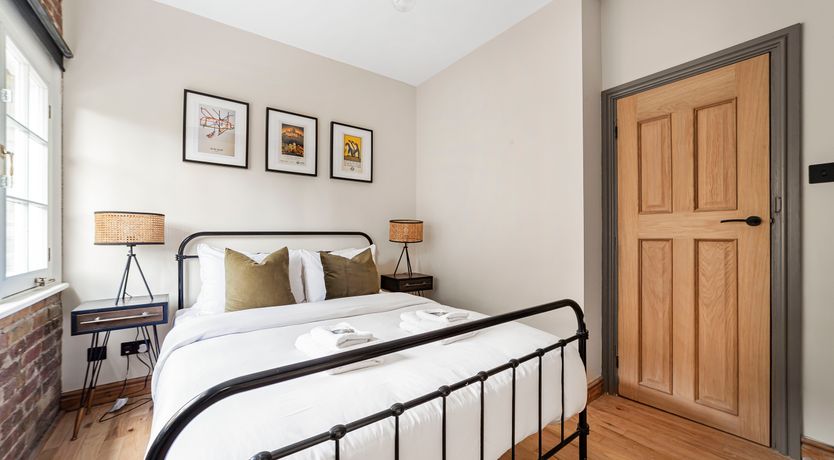 Photo of Woven Shard