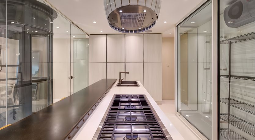 Photo of South Kensington High Life