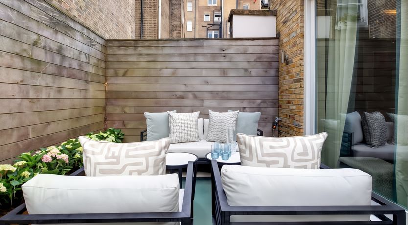 Photo of South Kensington High Life