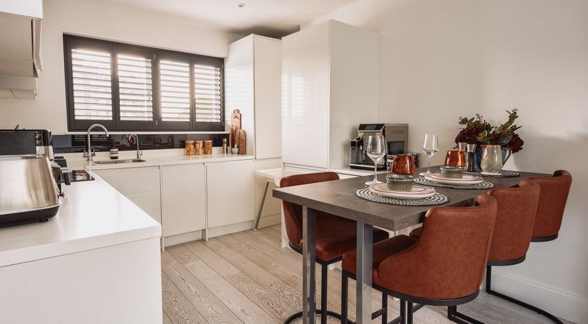 Photo of Fulham Glow