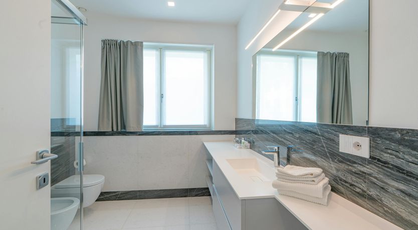 Photo of White Elegance