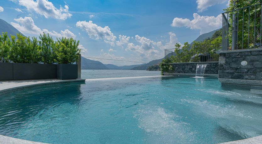 Photo of White Elegance