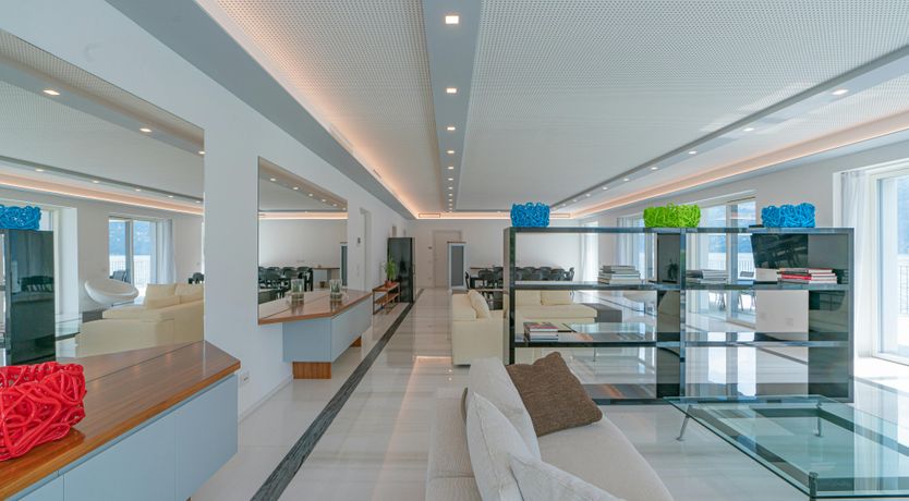 Photo of White Elegance