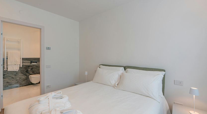 Photo of White Elegance