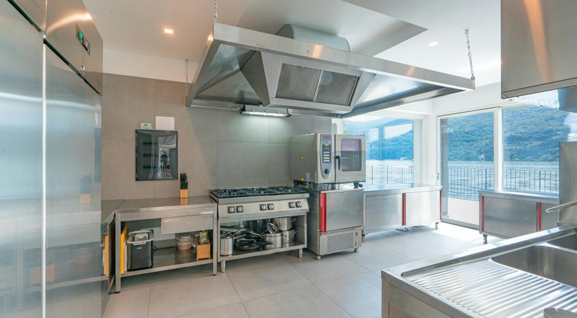 Photo of White Elegance