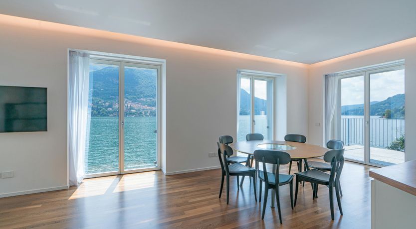 Photo of White Elegance