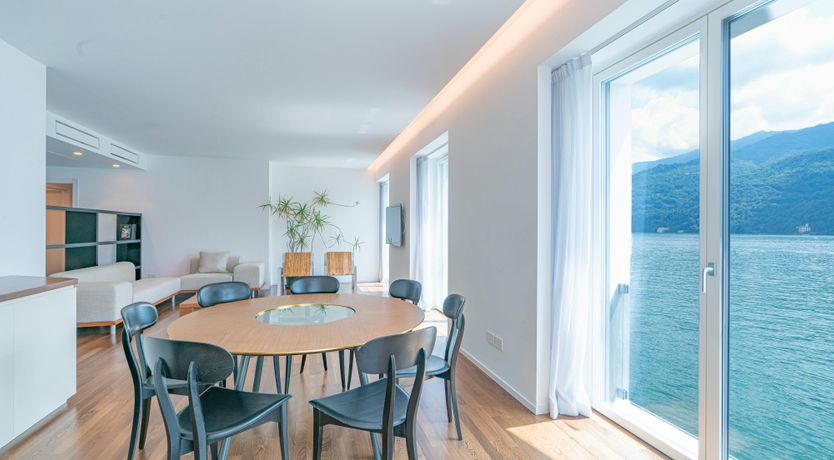 Photo of White Elegance