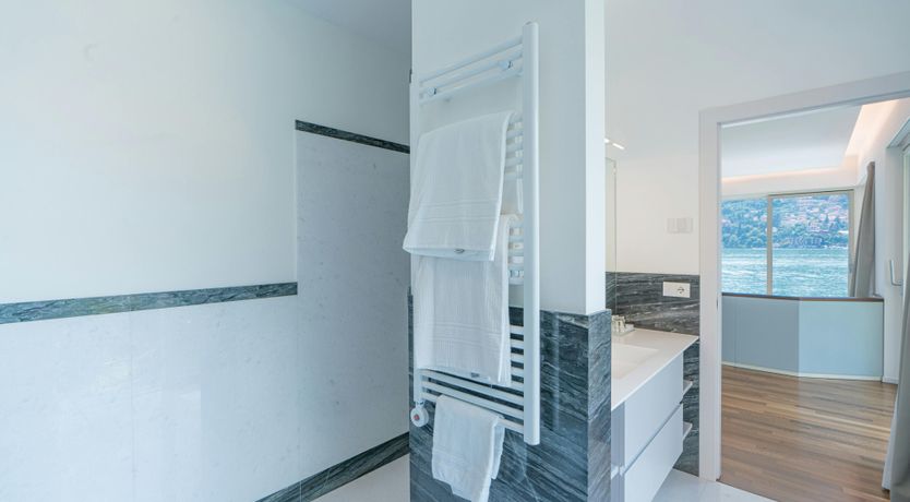 Photo of White Elegance