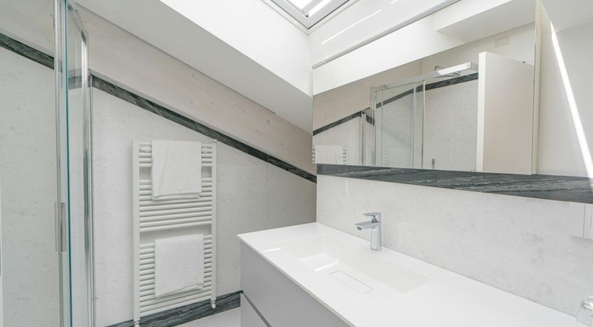 Photo of White Elegance