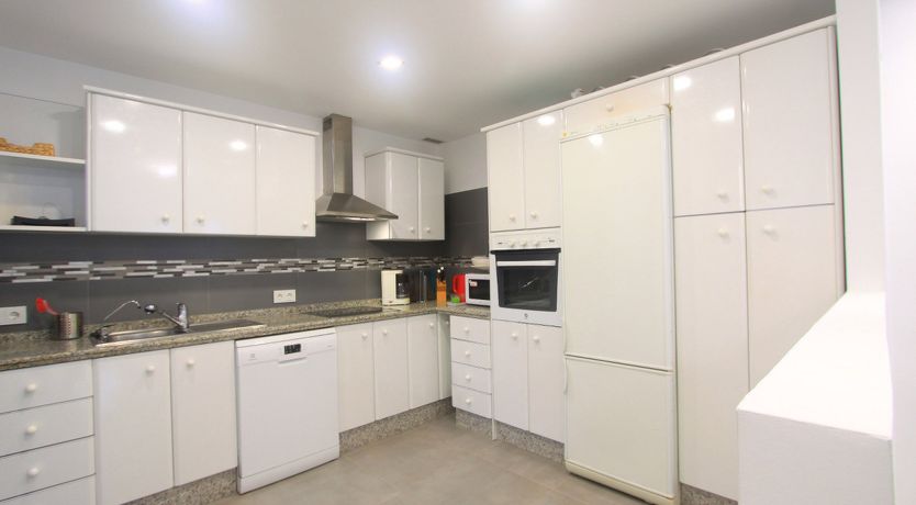 Photo of White Tiger's Eye