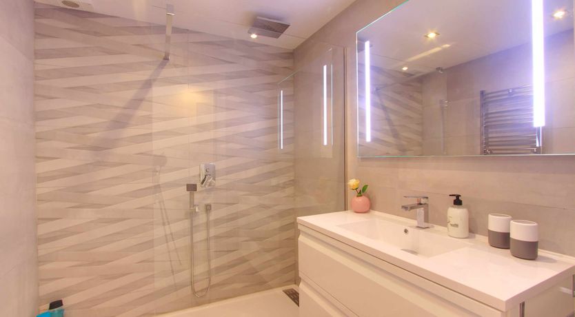 Photo of White Tiger's Eye