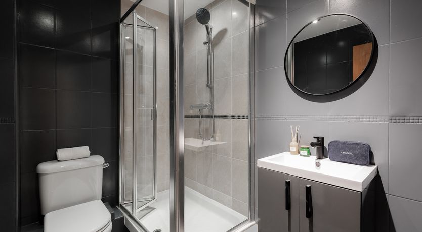 Photo of Waterside Modern