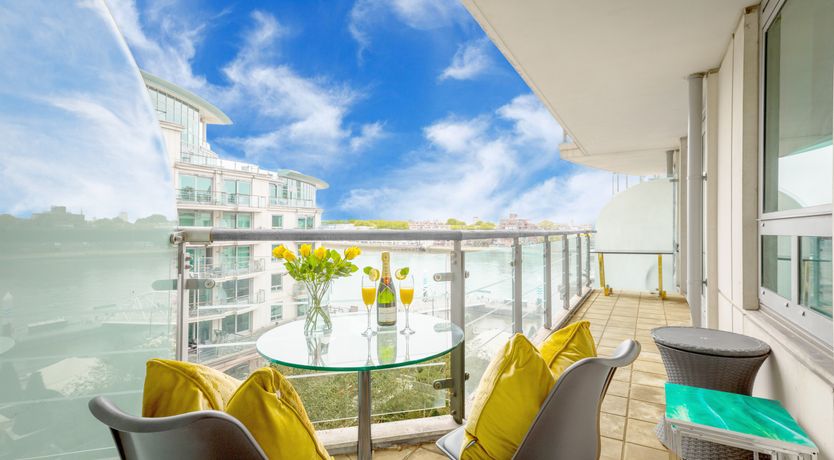 Photo of Waterside Modern