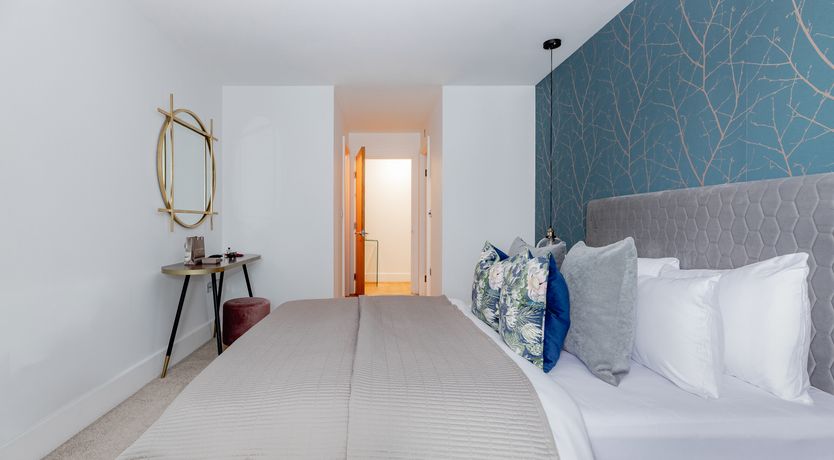 Photo of Waterside Modern