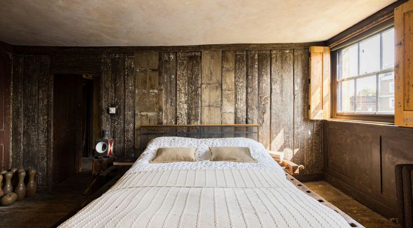 Photo of Curiosity Calls