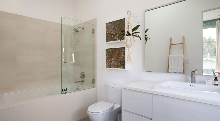 Photo of Pacific Charm