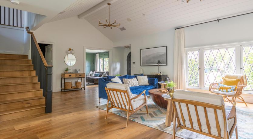 Photo of Teal & Dalila