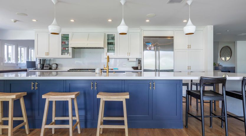 Photo of Teal & Dalila