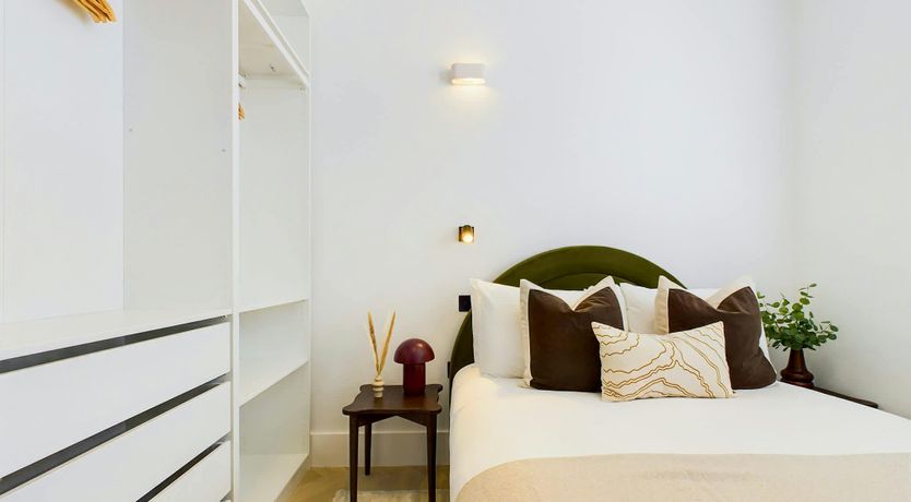 Photo of Maida Vale Moment