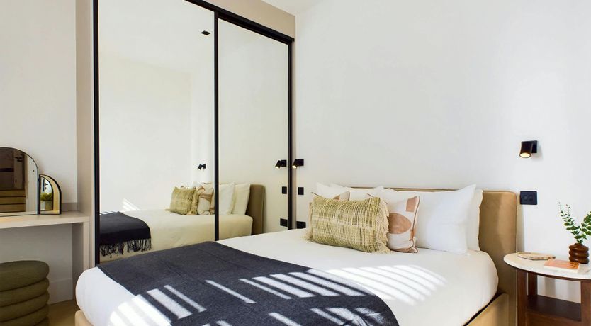 Photo of Maida Vale Moment