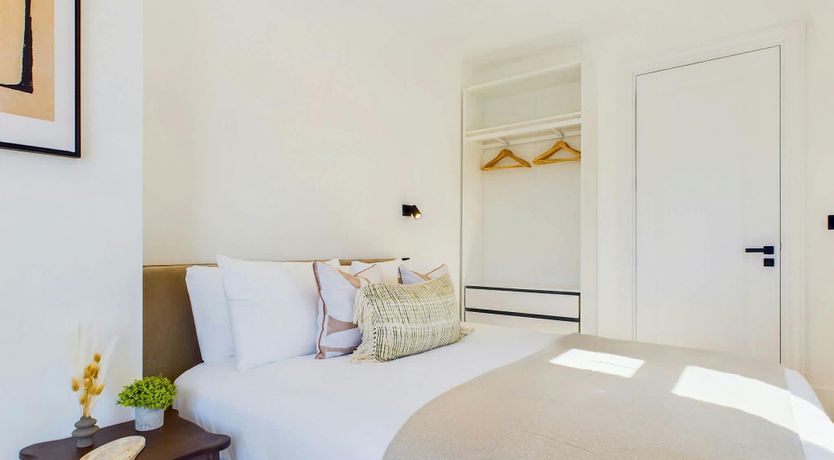 Photo of Maida Daylight