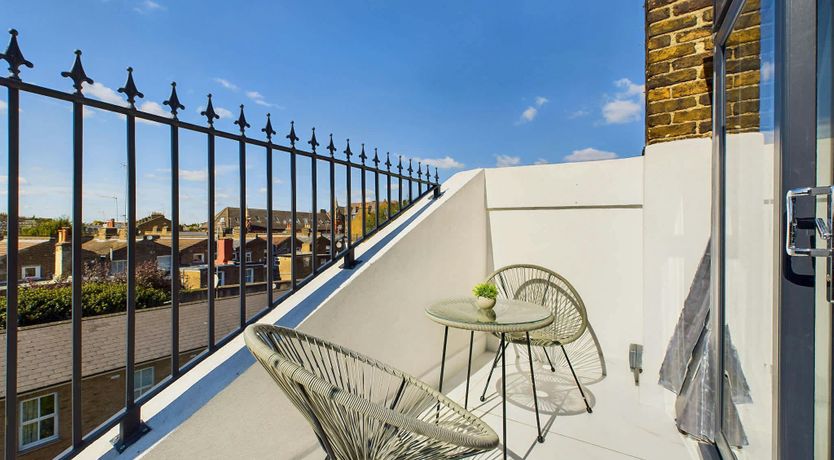 Photo of Maida Daylight